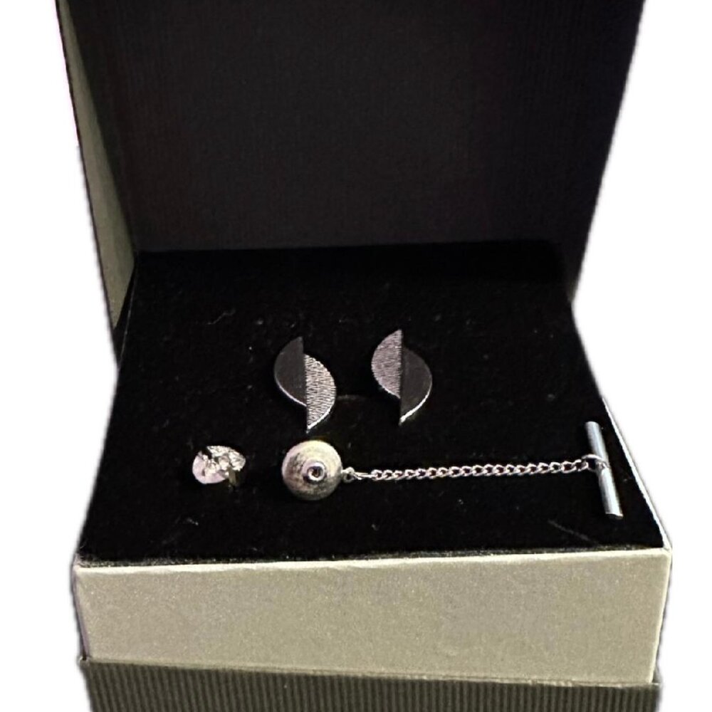 Vintage SWANK cufflinks and tie tack set